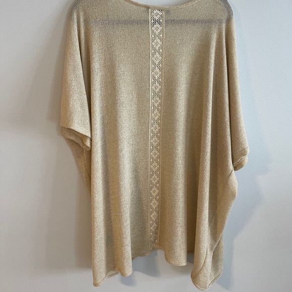 Fashion To Figure | Geometric | Short Sleeve Cardigan | Boho | Plus Size 1 - Picture 2 of 3